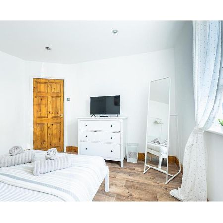 Holiday Home Folkestone Beach Экстерьер фото